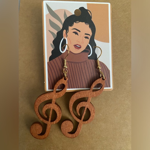 5 for 25 🎃 Treble clef Wooden music symbol earrings - Picture 1 of 6
